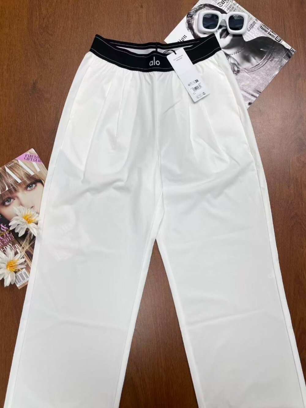 NWT ALO Yoga Suit Up Trouser (Regular)💘 Tailored Wide Leg💖 - Picture 2 of 8
